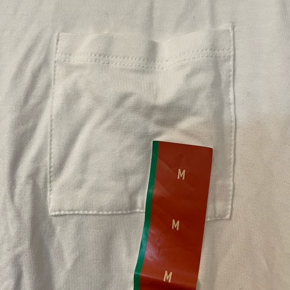 Mossimo White T-shirt - M - NWT - Picture 7 of 7